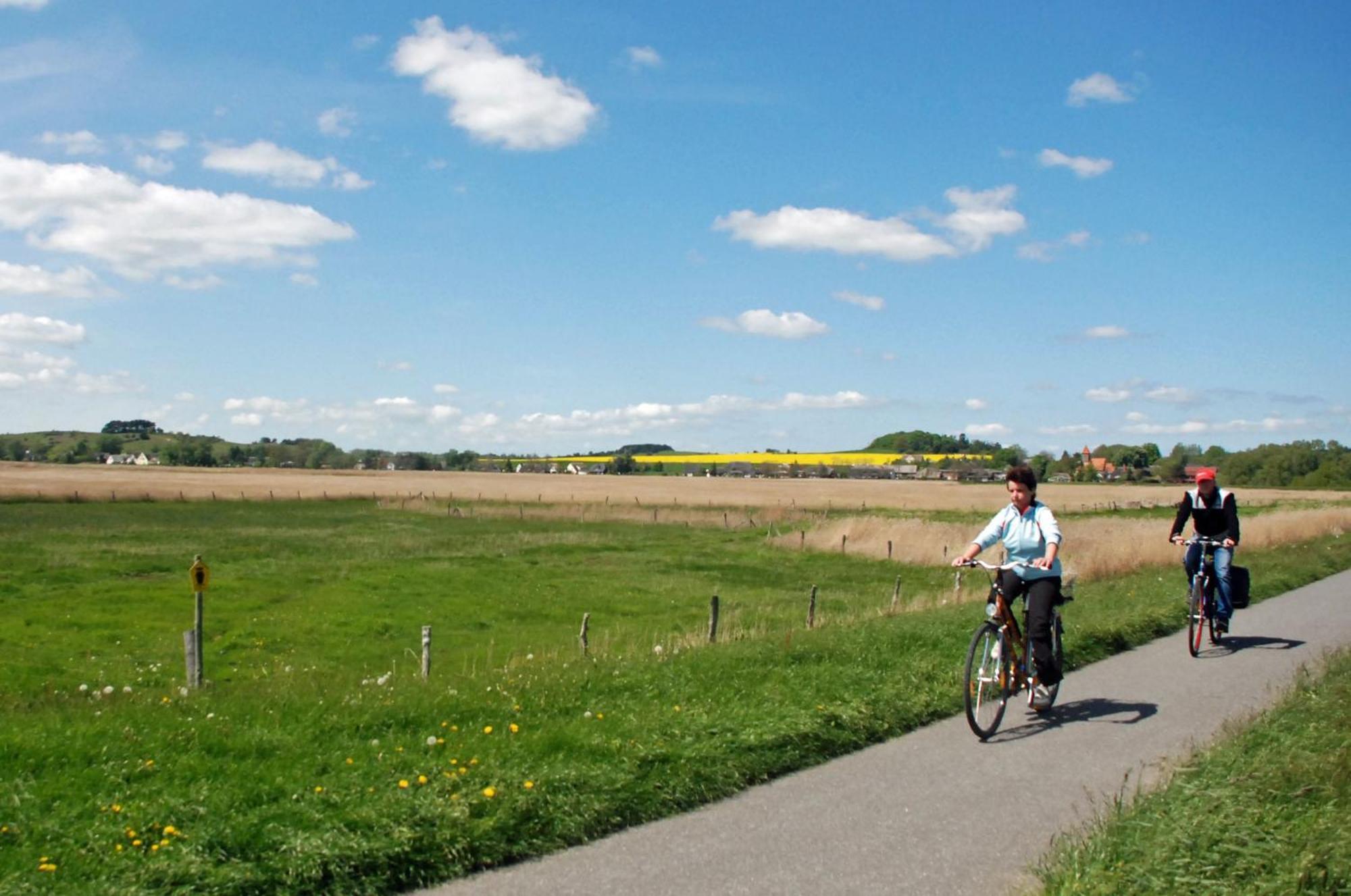Ferienwohnungen In Baabe Beim Fischer ภายนอก รูปภาพ
